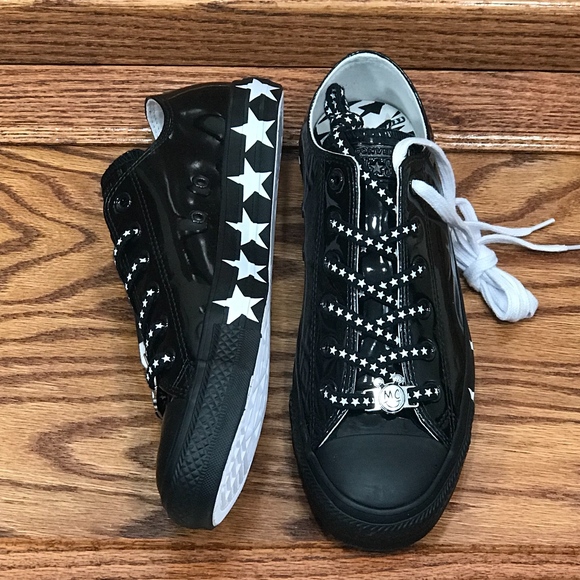 Converse Miley Cyrus Ox Black White Shoes - Picture 4 of 7